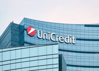 UniCredit: Περιμένει ανάπτυξη 1,4% φέτος στην Ελλάδα – Τι λέει για τις εκλογές