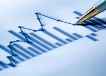 Σε τροχιά ανάπτυξης η ελληνική οικονομία