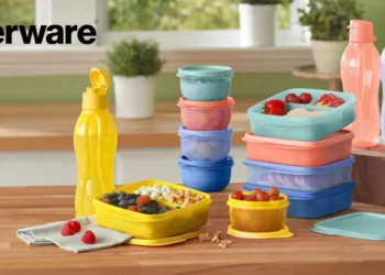 Tupperware: Τα ταπεράκια παύουν να είναι «made in Greece» – Αντίστροφη μέτρηση για το λουκέτο του εργοστασίου στη Θήβα
