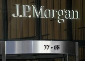 JP Morgan: Υφεση μέχρι το πρώτο τρίμηνο του 2024 βλέπουν 9 στους 10 επενδυτές