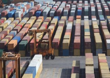 Αύξηση 19,9% των ελληνικών εξαγωγών τον Φεβρουάριο – «Μαζεύτηκε» κατά 32,3% το εμπορικό έλλειμμα