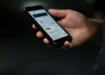 Safe in Greece: Το app που φέρνει περιπολικά και ασθενοφόρα στην πόρτα σας σε χρόνο ρεκόρ