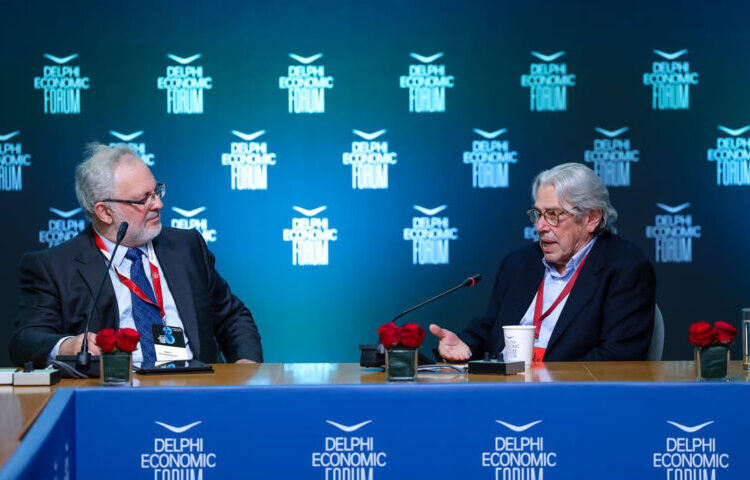 Δύο τα βασικά εμπόδια για την ανάπτυξη της έρευνας στην Ελλάδα: η γραφειοκρατία και η έλλειψη στρατηγικής