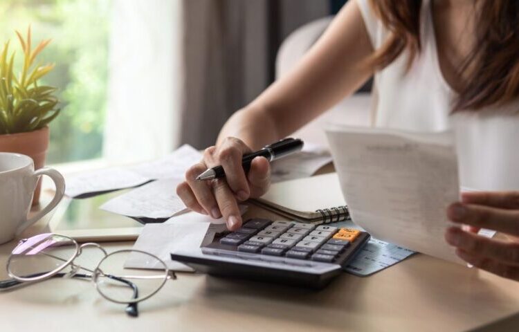 ΕΛΣΤΑΤ: Αύξηση 8,3% στον τζίρο των επιχειρήσεων το α’ τρίμηνο