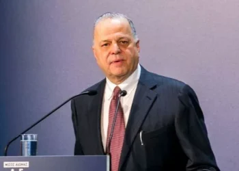 Big deal Μυτιληναίου στον Καναδά για φωτοβολταϊκό-γίγα άνω του 1GW