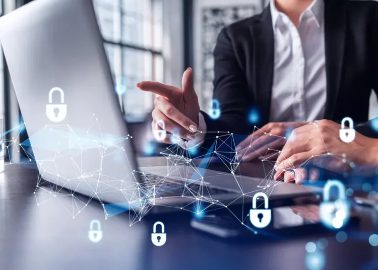 Νέα ακαδημία κυβερνοασφάλειας για γυναίκες από την ΕΥ Ελλάδος και τη Microsoft