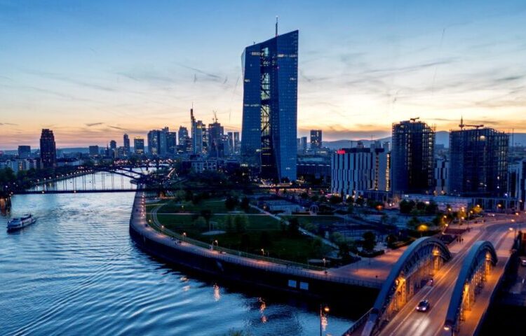 Τράπεζες: Αποπληρωμή 500 δισ. ευρώ προς την ΕΚΤ δοκιμάζει τις αντοχές τους – Ποιες θα πιεστούν