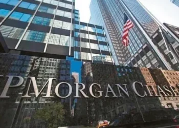 JP Morgan: Νέες αυξημένες τιμές στόχοι για τις ελληνικές τράπεζες –  Παραμένει με συστάσεις υπεραπόδοσης