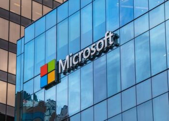 Microsoft: Στόχος τα 500 δισ. δολάρια σε πωλήσεις ως το 2030