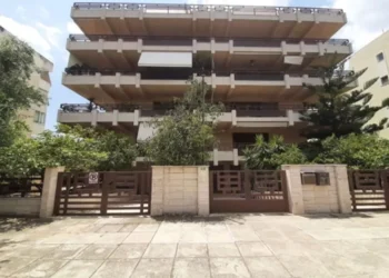 Απόστολος Βεντούρης: Σε πλειστηριασμό η κατοικία του στη Γλυφάδα