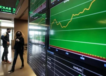 Χρηματιστήρια: Πληθωρισμός, επιτόκια και αποκόμιση κερδών α’ εξαμήνου πιέζουν τις αγορές