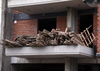 ΕΛΣΤΑΤ: Αύξηση 34,2% στις οικοδομικές άδειες τον Μάρτιο