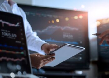 Ισχυρή η ζήτηση για το νέο 15ετές ομόλογο, πάνω από €11 δισ. οι προσφορές – Στο 4,45% το επιτόκιο