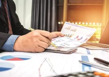 AΑΔΕ: Επ’ αυτοφώρω πέντε επιχειρήσεις για εικονικά τιμολόγια άνω των €19 εκατ.