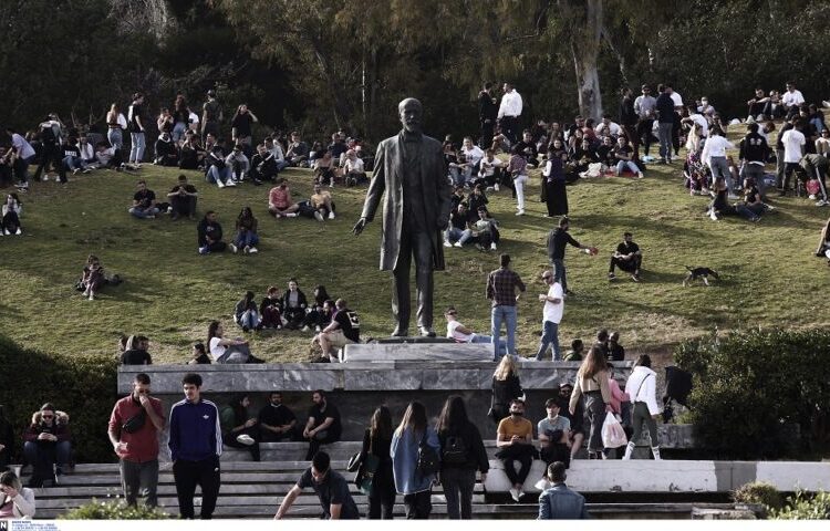 Focus Bari: Αποφεύγουν τα ρίσκα στο χρηματιστήριο οι Έλληνες