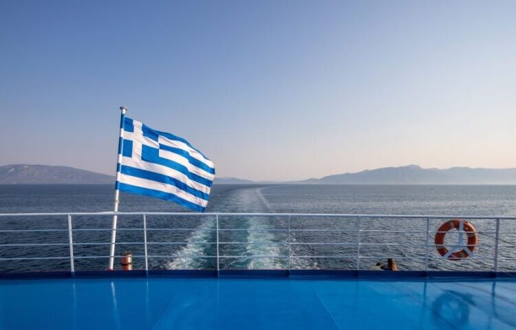 Εκπτώσεις στα ακτοπλοϊκά εισιτήρια για οικογένειες – Τα σχέδια των εταιρειών