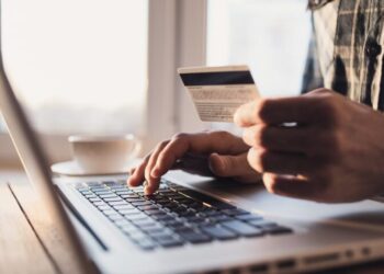 Αύξηση 9% στον τζίρο των online φαρμακείων στο πρώτο εξάμηνο του 2023