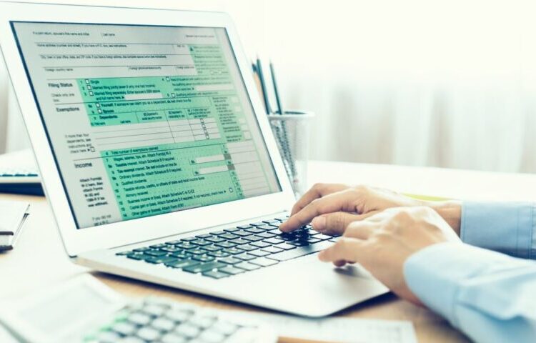 Δηλώσεις: 1,5 εκατ. δεν έχουν υποβληθεί – Παράταση μέχρι τέλη Σεπτεμβρίου ζητούν οι λογιστές