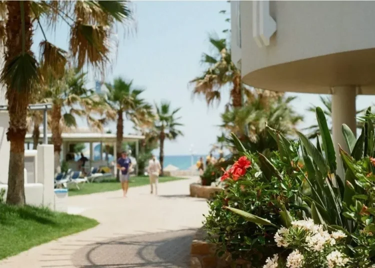 ΕΛΣΤΑΤ: Ισχυρή αύξηση 74,4% στα τουριστικά καταλύματα το 2022