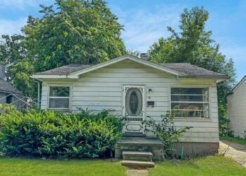 Το φθηνότερο σπίτι στον κόσμο: Μέσα στη μονοκατοικία του 1 δολαρίου