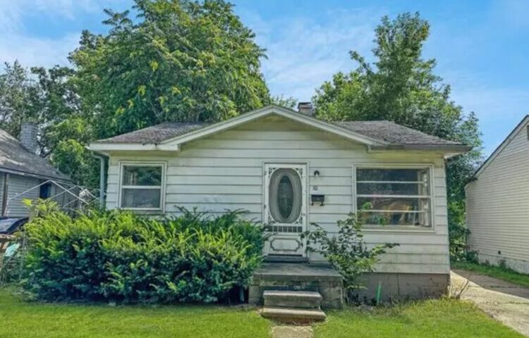 Το φθηνότερο σπίτι στον κόσμο: Μέσα στη μονοκατοικία του 1 δολαρίου