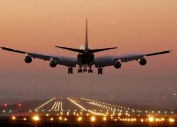 Low cost διεθνείς πτήσεις: Στο 36%, από τα χαμηλότερα στην Ευρώπη, το μερίδιο στην Ελλάδα για το 2023 (πίνακας)