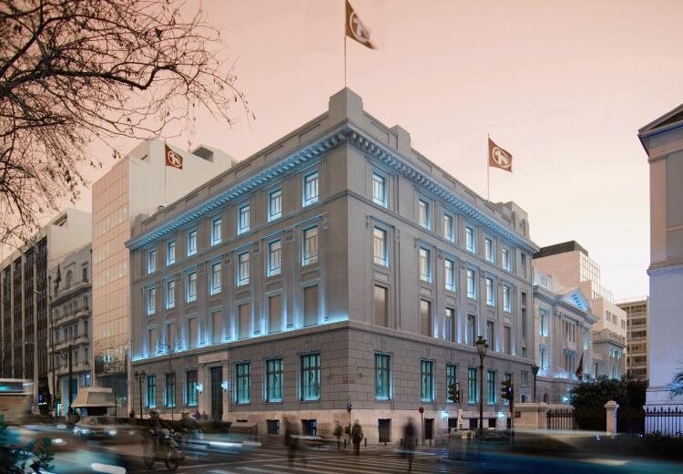 Alpha Bank: Στην Hoist Finance «κόκκινα δάνεια» ύψους 1,5 δισ. ευρώ