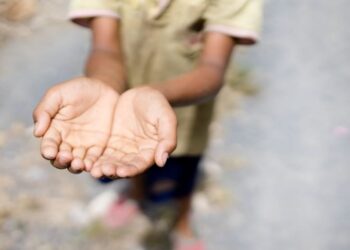 Πανδημία και πληθωρισμός ώθησαν άλλους 68 εκατ. ανθρώπους στη φτώχεια