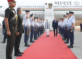 Στην Αθήνα ο Ινδός πρωθυπουργός Ν. Μόντι – Το μήνυμά του στα ελληνικά