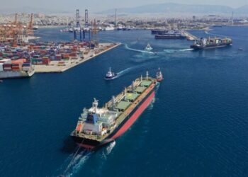 Ελληνες εφοπλιστές: Ελέγχουν το 21% της παγκόσμιας χωρητικότητας πλοίων