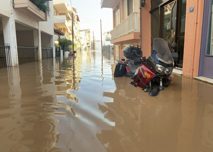 «Πράσινο» φως για 22.589 αιτήσεις πλημμυροπαθών που υποβλήθηκαν στην Κρατική Αρωγή