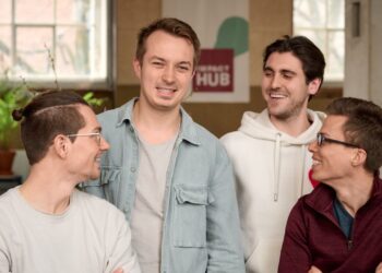 Η Cardino συγκεντρώνει 1 εκατ. ευρώ και εγκαινιάζει τον νέο ιστότοπο δημοπρασιών C2B EV