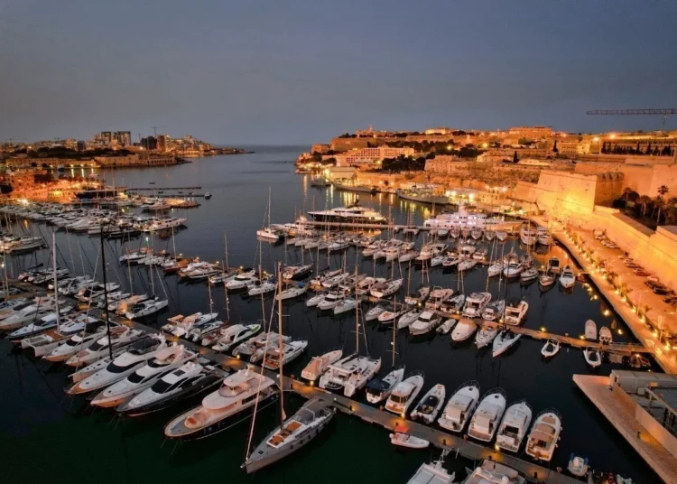 Νέα συνεργασία της D-Marin με τον όμιλο Azimut | Benett