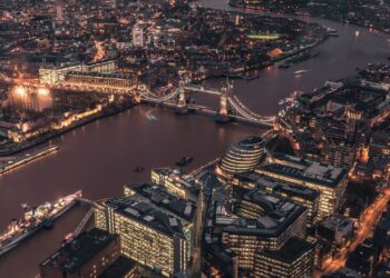 Η Keensight Capital συγκεντρώνει 2,8 δισ. ευρώ σε υπερυπογεγραμμένο γύρο χρηματοδότησης