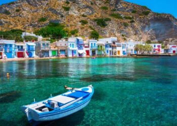 Τουρισμός: Έφτασαν τα 10 δισ. ευρώ οι ταξιδιωτικές εισπράξεις στο 7μηνο