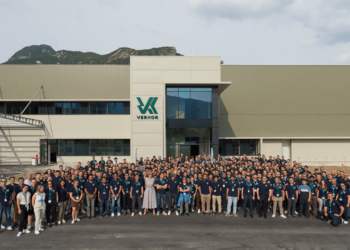 Η Verkor εξασφαλίζει 2 δισεκατομμύρια ευρώ για την έναρξη λειτουργίας γιγαντιαίου εργοστασίου μπαταριών χαμηλών εκπομπών διοξειδίου του άνθρακα