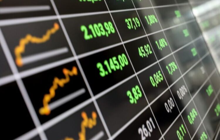 Χρηματιστήριο Αθηνών: Συνέχεια στην ανάκαμψη με το βλέμμα στη Moody’s