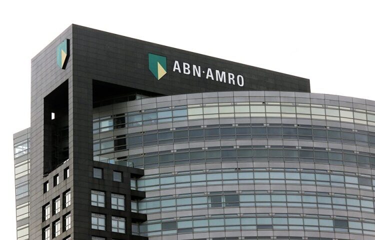 Χαμένη βγήκε η Ολλανδία από τη διάσωση της ABN Amro – Ζημιές 6,7 δισ. ευρώ