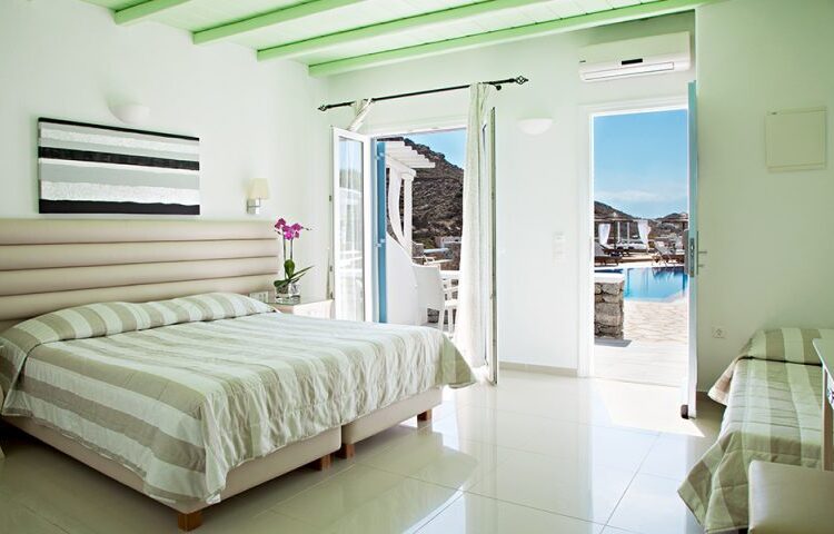 Airbnb: Ο CEO θέλει χαμηλότερες τιμές στα καταλύματα