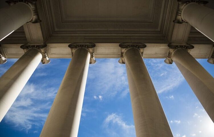 Τράπεζες: Ισχυρά αποτελέσματα βλέπει η Euroxx – Οι τιμές στόχοι για τις μετοχές