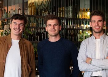 Η γαλλική εταιρεία Qobra συγκεντρώνει 10 εκατ. ευρώ για την απλούστευση των προμηθειών πωλήσεων