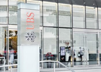 UBS: Τι θα φέρει το 2024 σε οικονομία και αγορές – Ανάπτυξη 3% στην Ελλάδα