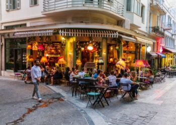 Εξάμηνη παράταση μειωμένου ΦΠΑ σε 3 κλάδους