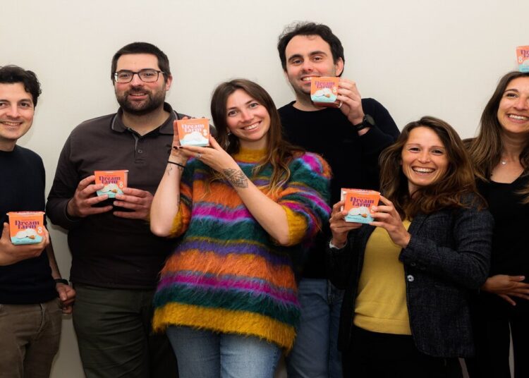 Η ιταλική νεοφυής επιχείρηση Dreamfarm εξασφαλίζει επένδυση ύψους 5 εκατ. ευρώ για εναλλακτικές λύσεις τυριού φυτικής προέλευσης