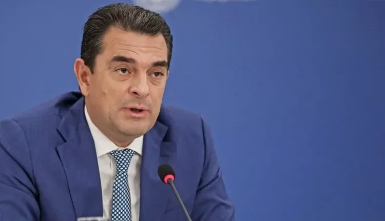 Ο Σκρέκας εξηγεί γιατί επιβλήθηκαν πρόστιμα 2 εκατ. ευρώ σε Procter & Gamble και Unilever