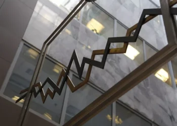 Κέρδη άνω του 1% στο Χρηματιστήριο Αθηνών – «Ίπταται» η Aegean