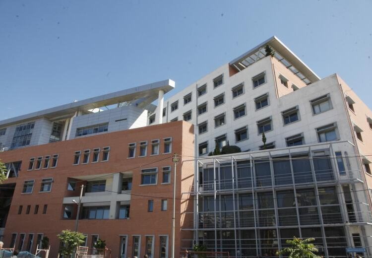 Ανεργία: Υποχώρησε κάτω από το 10% τον Οκτώβριο