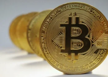 Bitcoin: Σε υψηλό 19 μηνών-Πάνω από τα 40.000 δολ.